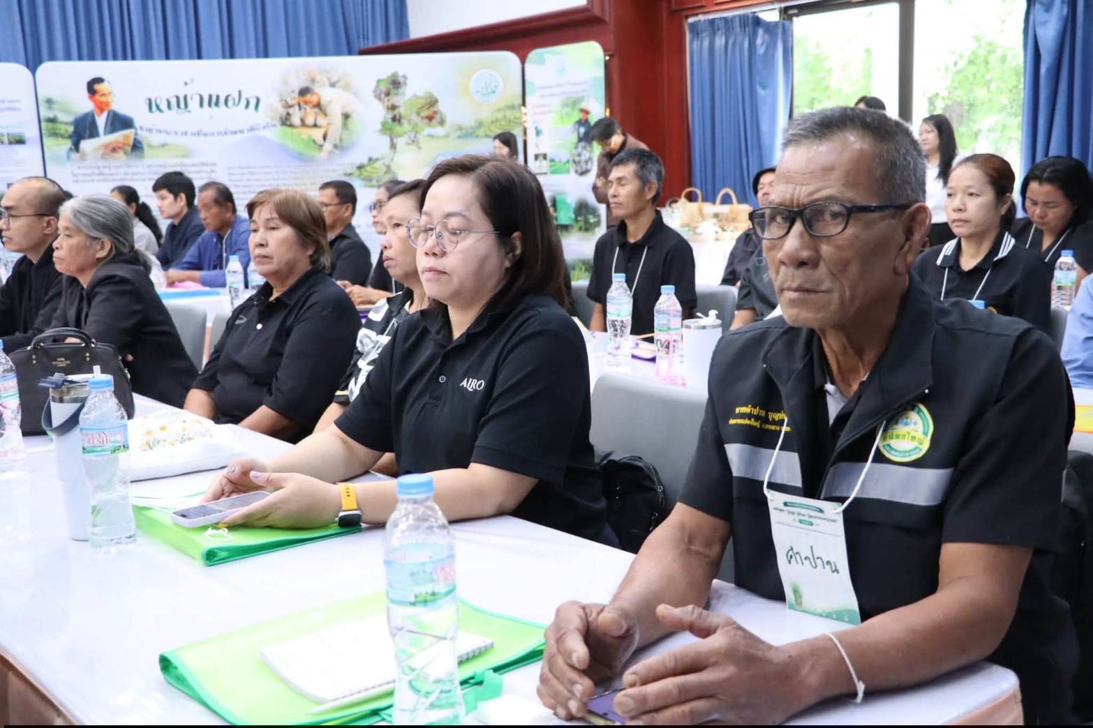title - เลขาธิการสำนักงานการปฏิรูปที่ดินเพื่อเกษตรกรรม เป็นประธานในพิธีเปิดโครงการฝึกอบรมเชิงปฏิบัติการ หลักสูตร “รู้ปลูก รู้รักษา รู้คุณค่าของหญ้าแฝก” ระยะที่ 2 ภายใต้โครงการพัฒนาและรณรงค์การใช้หญ้าแฝกอันเนื่องมาจากพระราชดำริ ประจำปีงบประมาณ พ.ศ. 2569 ณ ศูนย์ส่งเสริมและพัฒนาอาชีพเสริมนอกภาคการเกษตร (ศพส.)